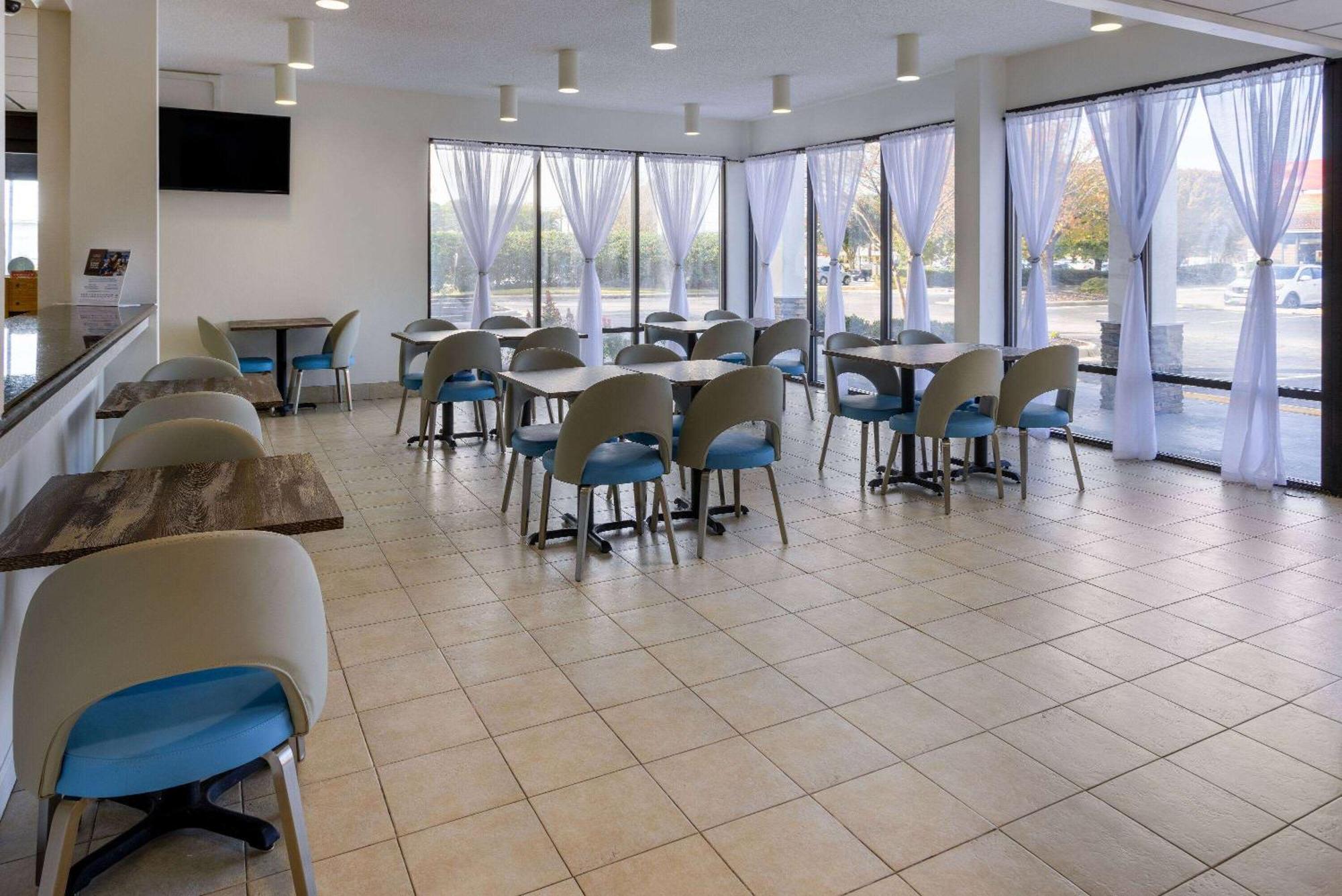 Baymont by Wyndham Camp Lejeune Jacksonville Eksteriør billede
