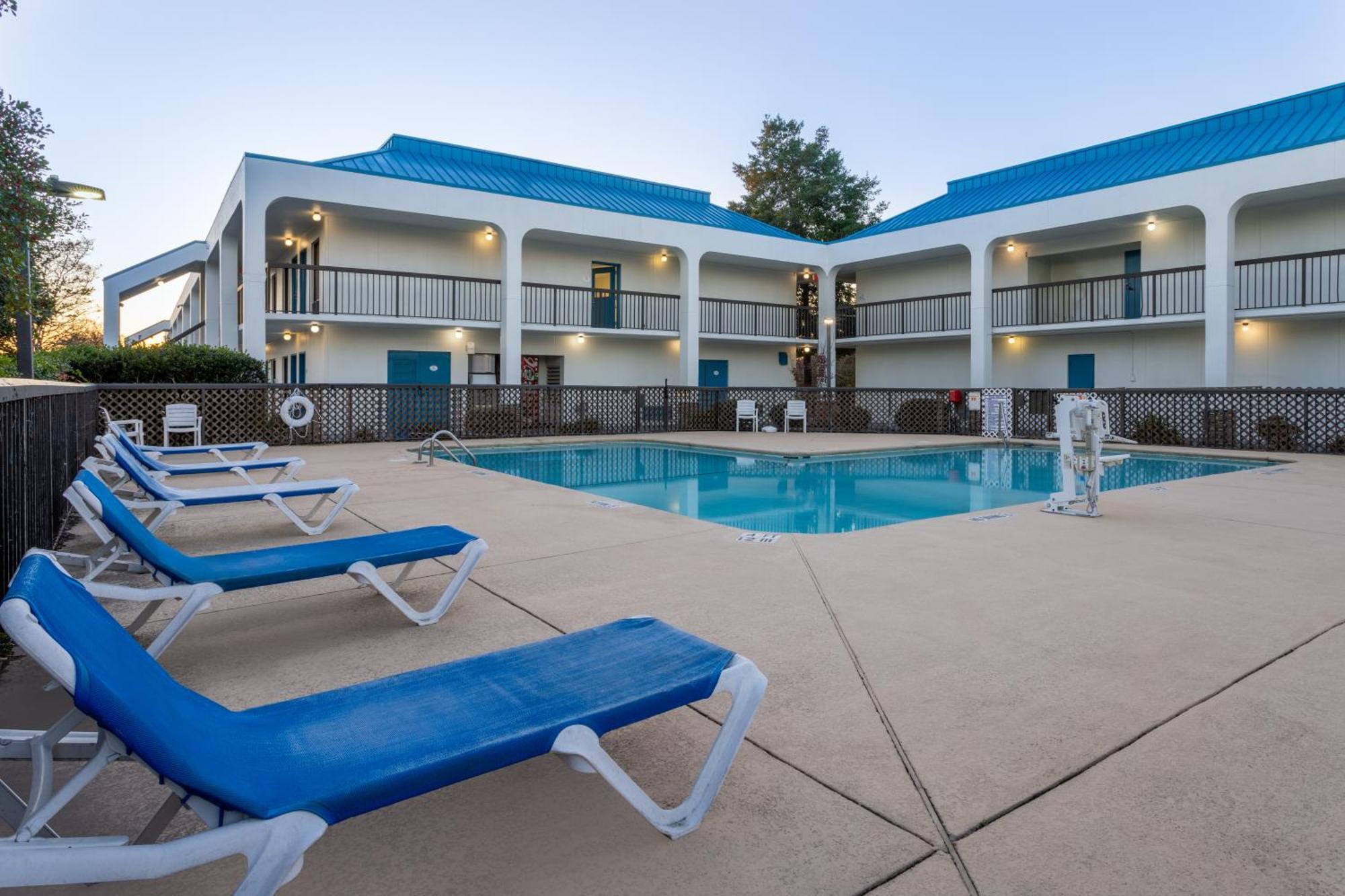 Baymont by Wyndham Camp Lejeune Jacksonville Eksteriør billede