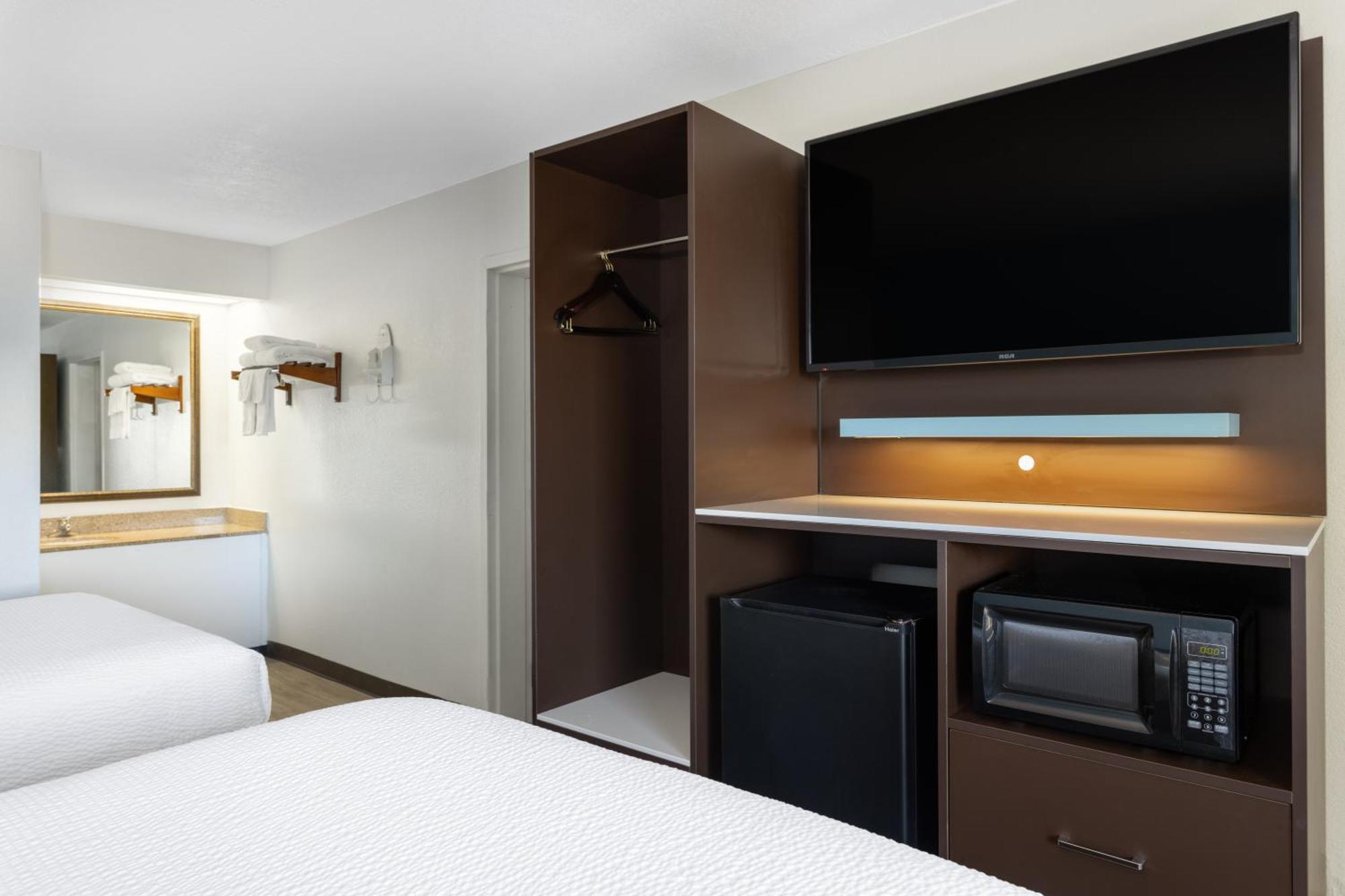 Baymont by Wyndham Camp Lejeune Jacksonville Eksteriør billede